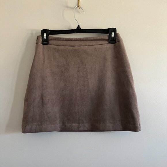 Altar'd State | Miranda Washable Faux Suede Mini Skirt – Size Small - Picture 2 of 4
